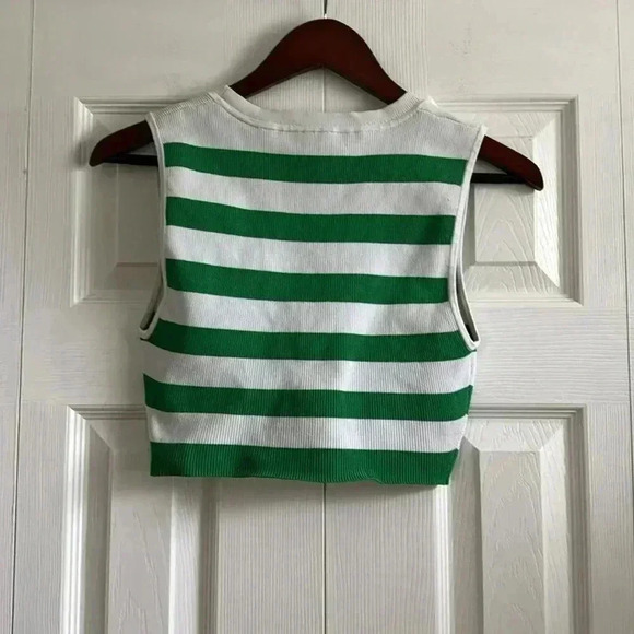 Babaton sculpt knit cropped tank top size M - Picture 5 of 5